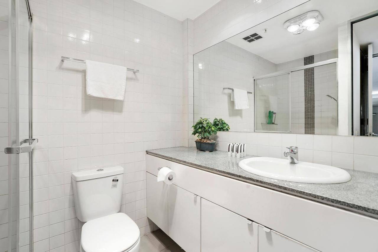 Anchor On Collins Apartment Мелбърн Екстериор снимка